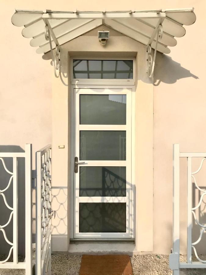 Charmante Maison Avec Piscine Quartier St James Montelimar Exterior photo